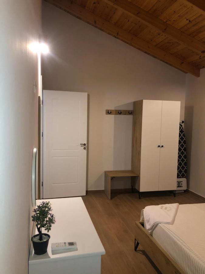 Amazing Familiar Apartments And Rooms Sarande Ngoại thất bức ảnh