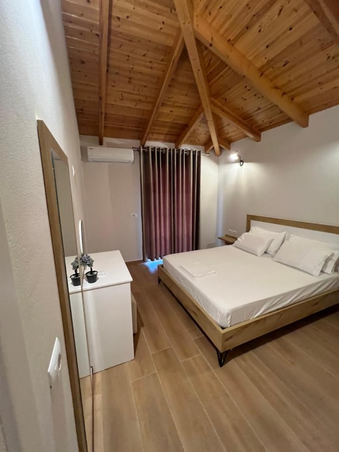 Amazing Familiar Apartments And Rooms Sarande Ngoại thất bức ảnh