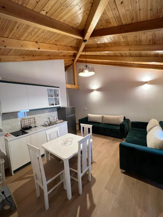 Amazing Familiar Apartments And Rooms Sarande Ngoại thất bức ảnh