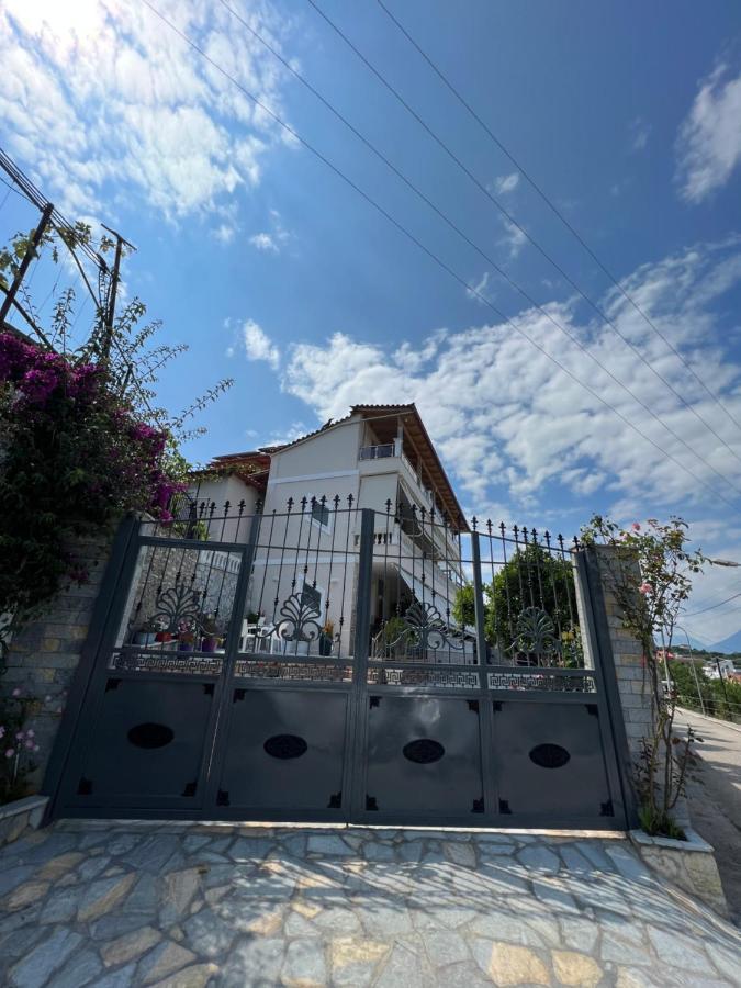 Amazing Familiar Apartments And Rooms Sarande Ngoại thất bức ảnh