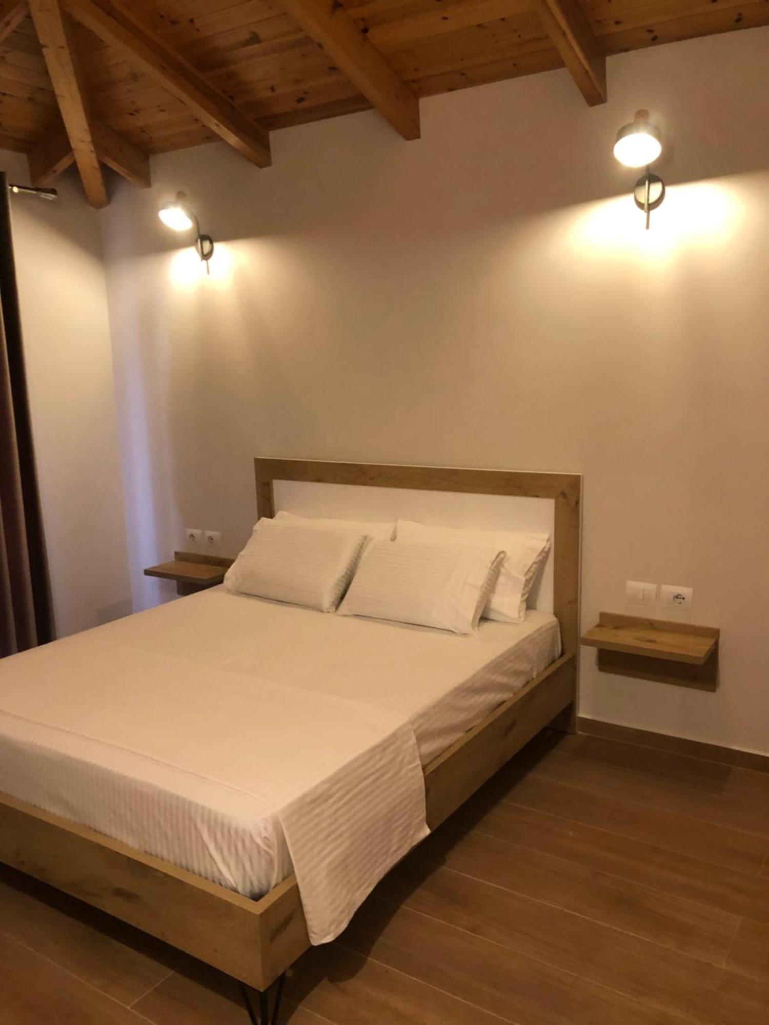 Amazing Familiar Apartments And Rooms Sarande Ngoại thất bức ảnh