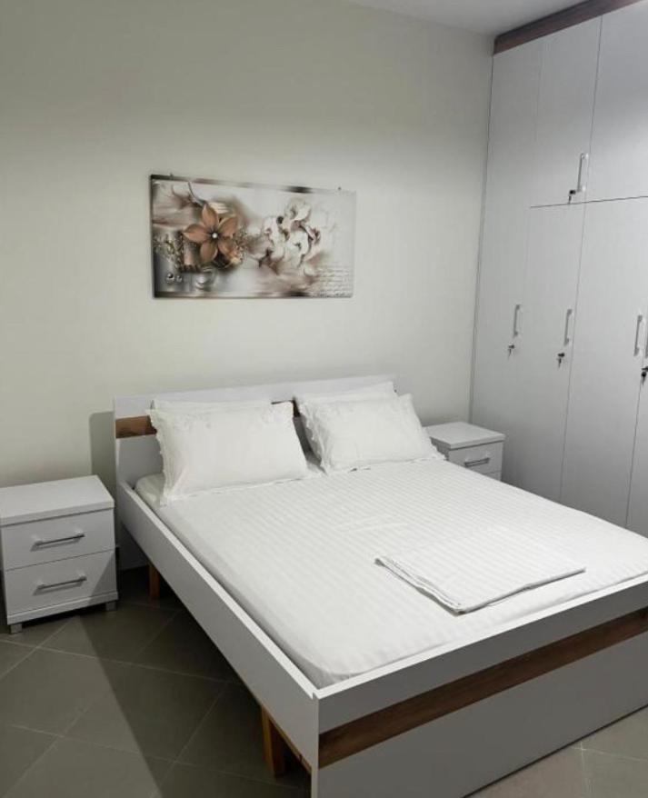Amazing Familiar Apartments And Rooms Sarande Ngoại thất bức ảnh